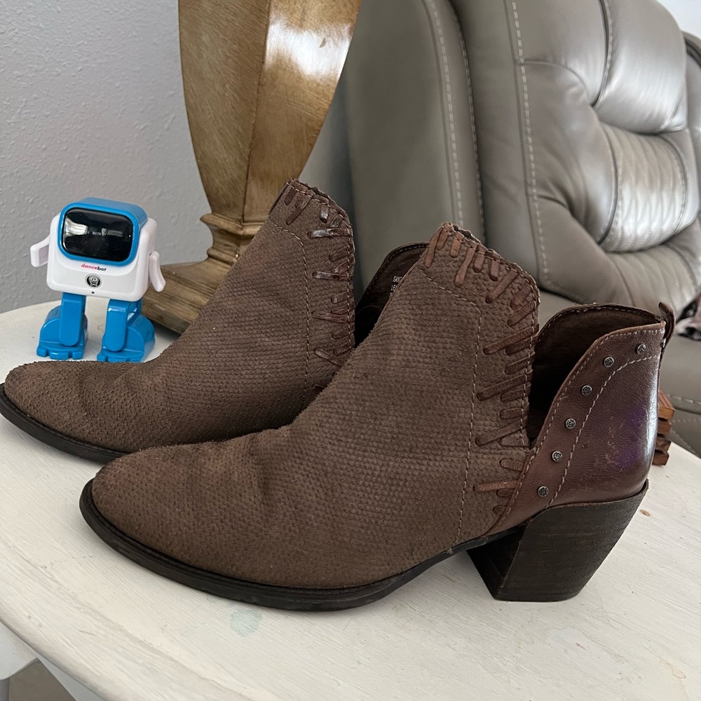 OTBT Leather booties